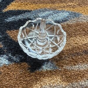 VINTAGE CRYSTAL RING DISH